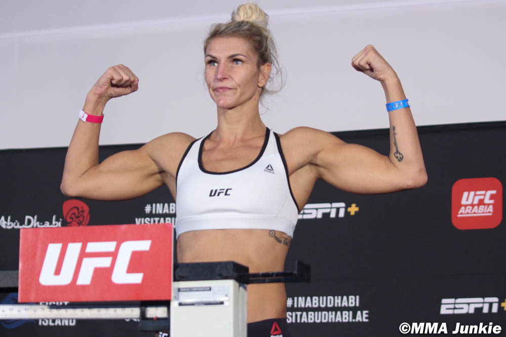 The Rise of Stephanie Egger, Switzerland's First Female UFC Fighter - Stephanie Egger's Challenges as Switzerland's First Female UFC Fighter